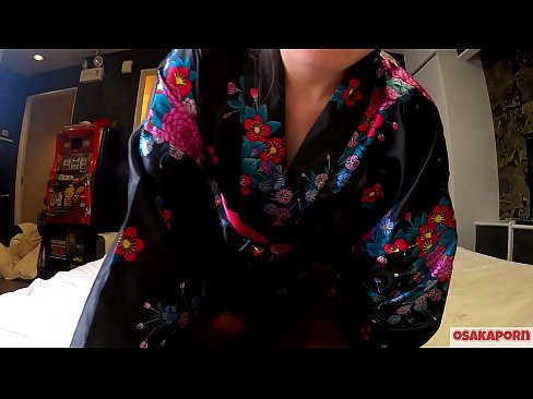 ❤️ Vajza e re cosplay pëlqen seksin deri në orgazmë me një shiringë në një kalorës dhe një blowjob. Vajzë aziatike me pidhi leshtore dhe cica të bukura me kostum tradicional japonez në video amatore që tregon masturbim me lodra qij. Sakura 3 OSAKAPORN. ❤️❌ Porno e bukur në sq.assay-define-smartlink.ru ️❤